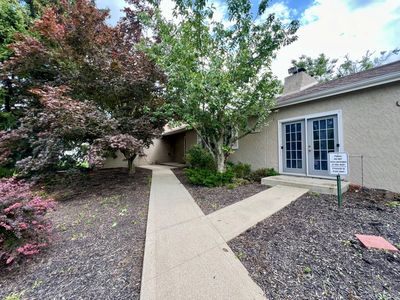1933 London Groveport Rd, Grove City, OH, 43123