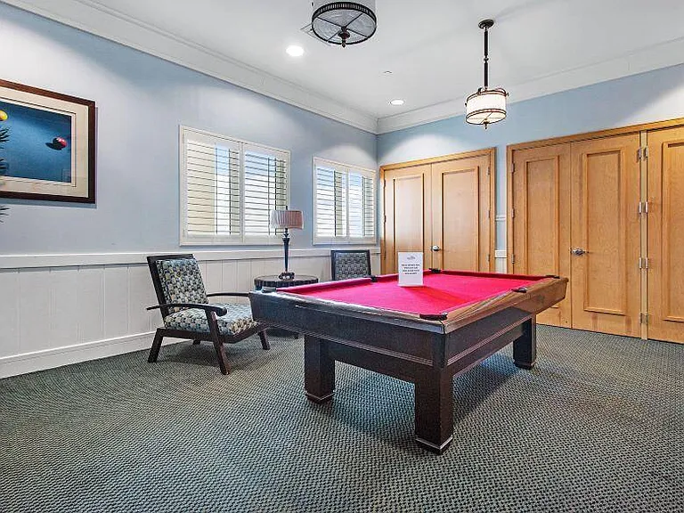 2650 Lake Shore Dr #206 — Photo 49