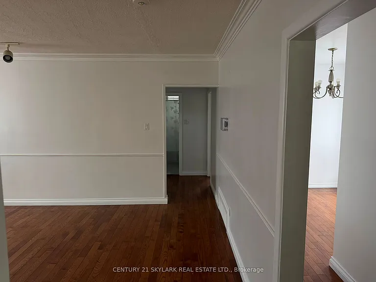 35 Cumberland Dr — Photo 5