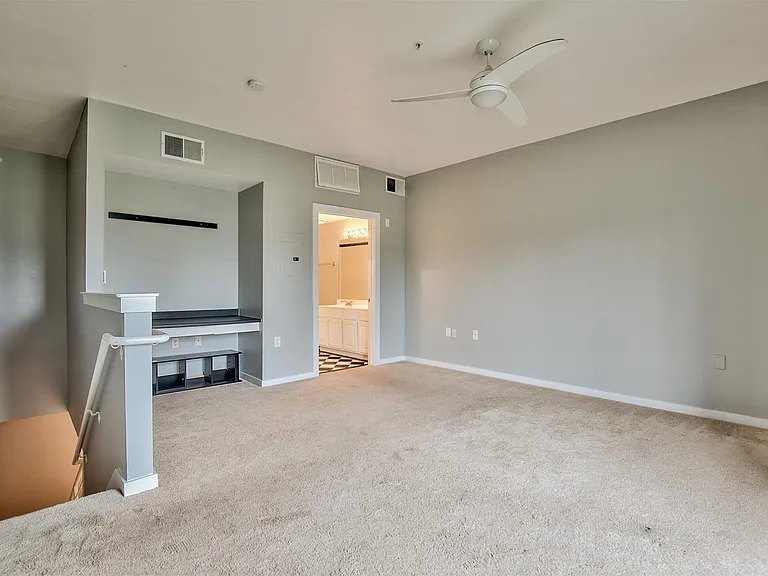 4108 Office Pkwy #104 — Photo 24