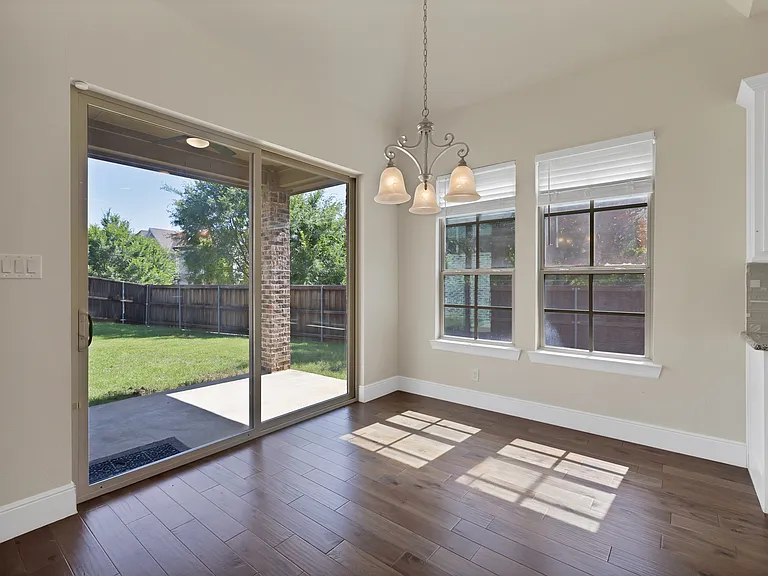 2600 Fairhill Ln — Photo 16