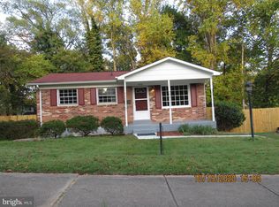 4546 Evansdale Rd, Woodbridge, VA 22193