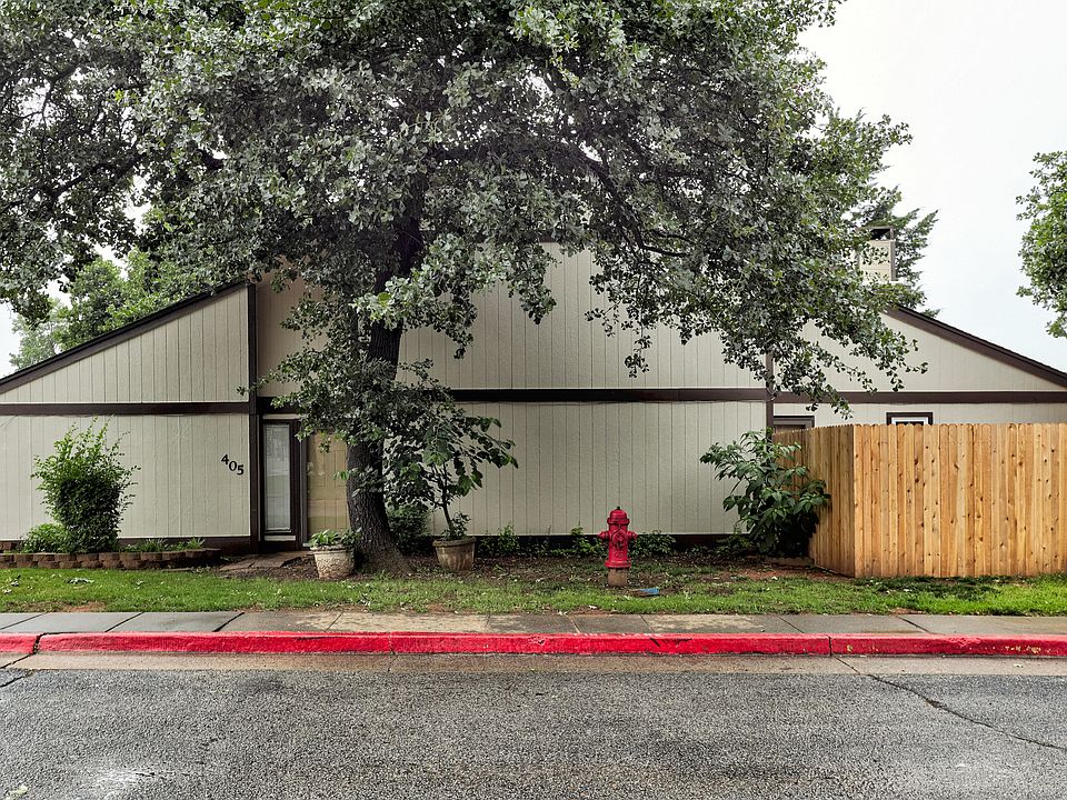 1st image of 405 Sundance Ln #1