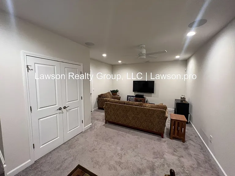 149 Shenandoah Ave — Photo 43
