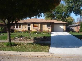 1719 Avalon Ave, Joliet, IL 60435