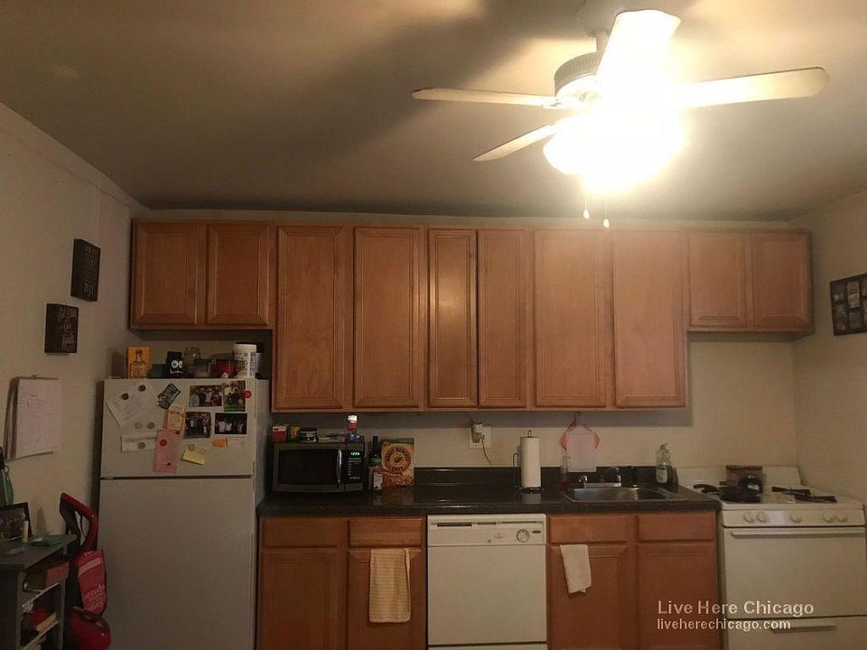1st image of 2129 N Dayton St #2129108