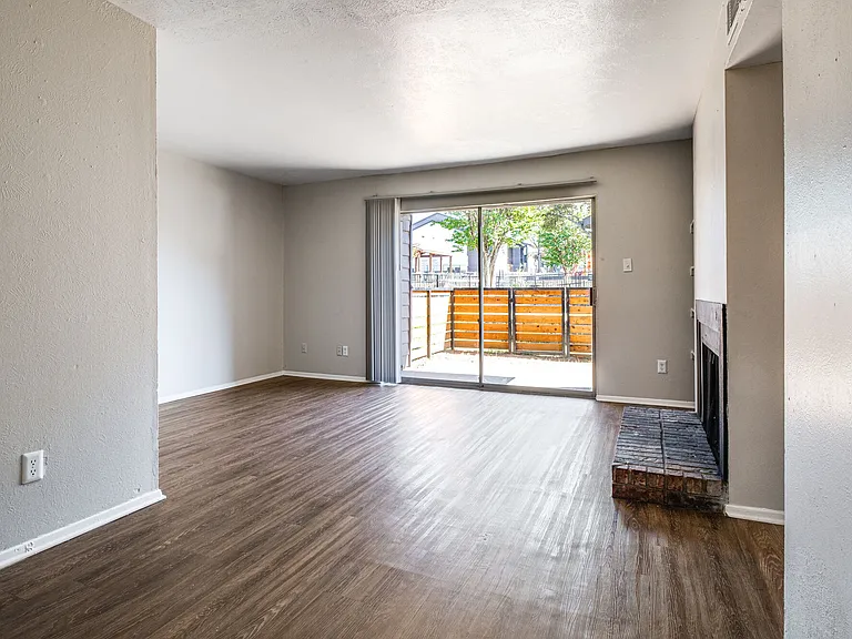 Barrett Apartment Homes — Photo 56
