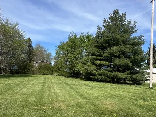 6241 Barnes Rd, Brown City, MI 48416