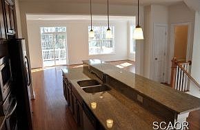 5th image of 21392 Catalina Cir