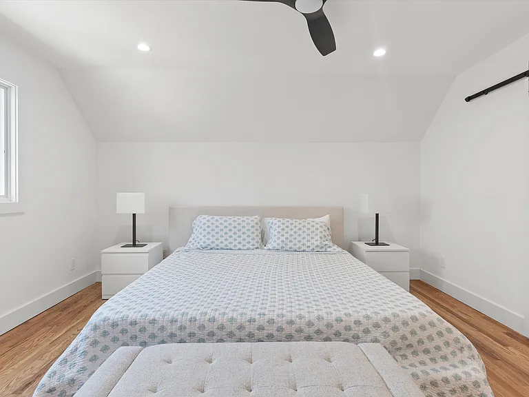 502 Springs Fireplace Rd — Photo 15