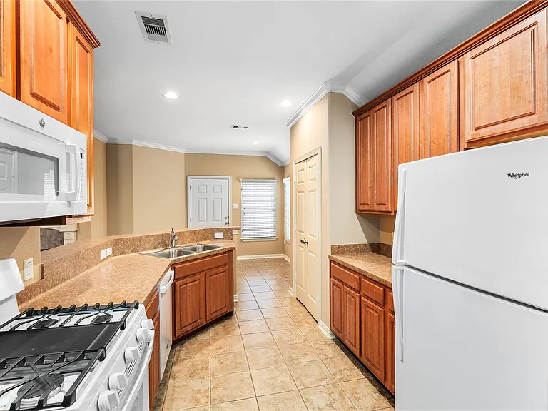 5212 New Orleans St — Photo 6