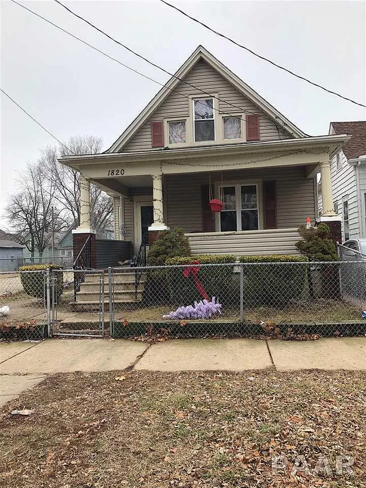 1820 W Butler St photo 1