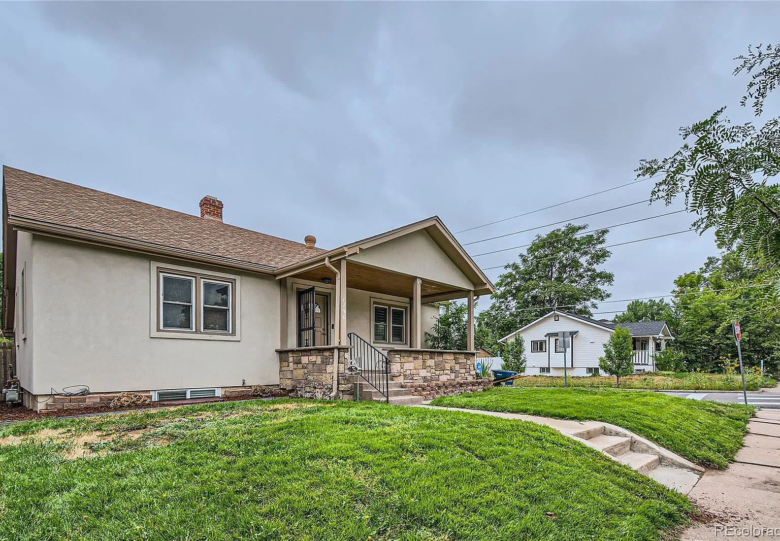 5 bed, 3.0 bath, 1706 sqft, $4,600 — Photo 3