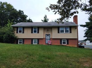 178 Morris Ct, Glen Burnie, MD 21060