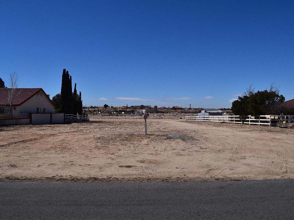 2nd image of Indian River Dr