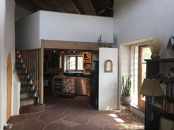 4th image of 29 La Cienega Dr #5
