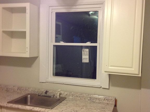 3rd image of 3210 Woodrow Ave