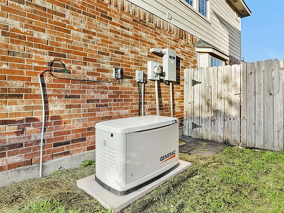 5th image of 30110 Legends Ridge Dr