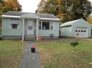 9 Crocker Ave, Leominster, MA 01453