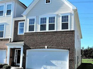 25061 Green Mountain Ter, Aldie, VA 20105