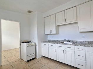 66327 7th St APT 6, Desert Hot Springs, CA 92240