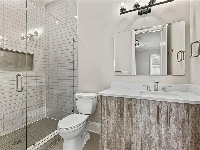 481 W Davis Blvd — Photo 47