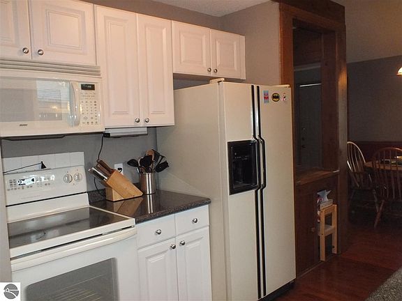 4th image of 6450 Sugar Maple Ln