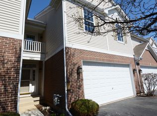 282 Lineas Ln, Geneva, IL 60134