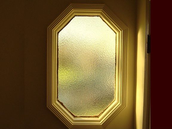 Dithered octagon window