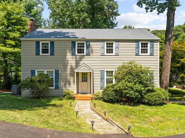 1615 Russell Rd, Paoli, PA 19301