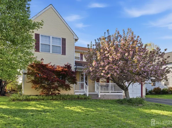 6 Shoshoni Way, Branchburg, NJ 08876