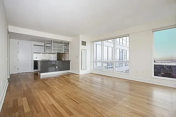 Rented by RELO REDAC INC. | media 12