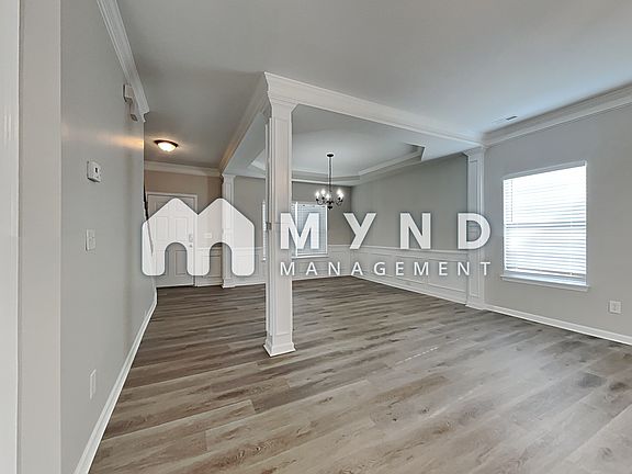 3rd image of 12503 Oakton Hunt Dr