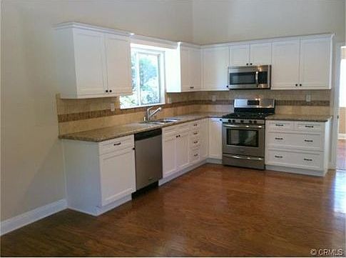 3rd image of 24352 Crestlawn St