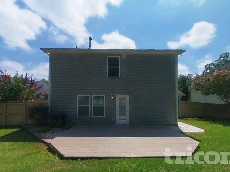 501 Sawtooth Oak Dr — Photo 15
