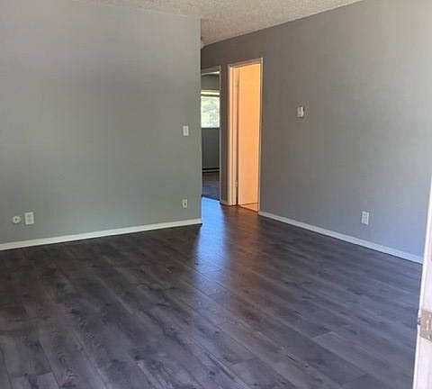 front entry looking toward bedrooms