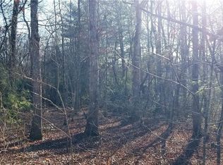 2434 25th Ave NE, Hickory, NC 28601