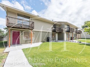 418 SW 4th St APT B, College Place, WA 99324