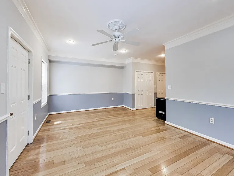 5713 Eads St NE — Photo 10