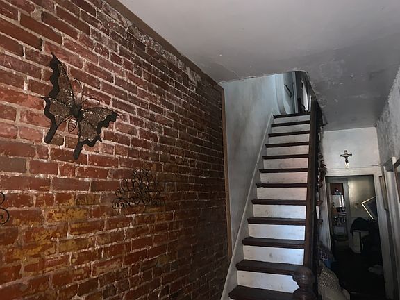 2nd image of 308 N Broom St