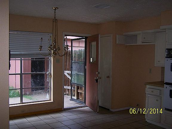 5th image of 1835 Fall Meadow Dr