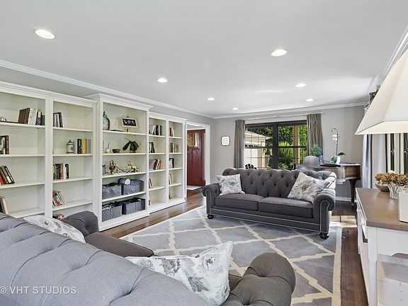 3rd image of 1519 Basswood Ct