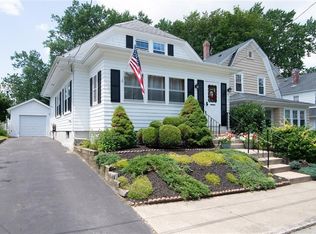 19 Lyndon Rd, Cranston, RI 02905