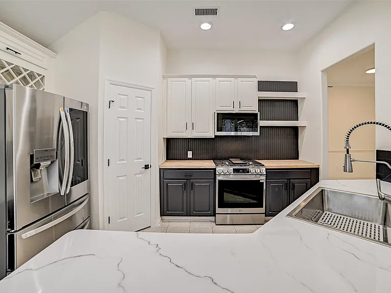 70 Camber Pine Pl — Photo 4