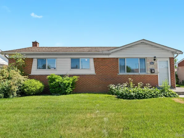 10563 N Oak Dr, Ferndale, MI 48220