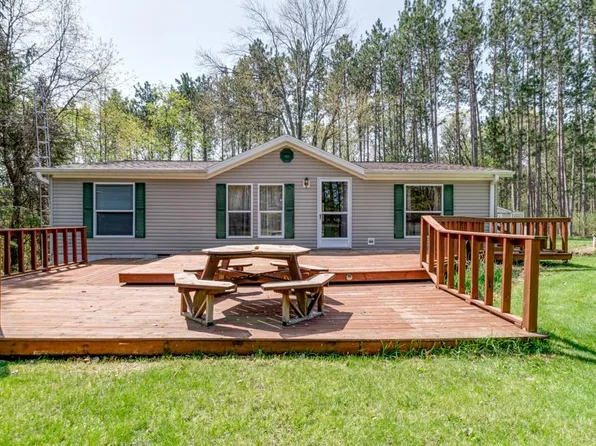 N9418 Parkway Rd, Crivitz, WI 54114