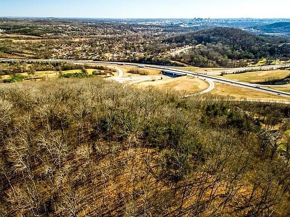 4th image of 3718 Homeland Dr