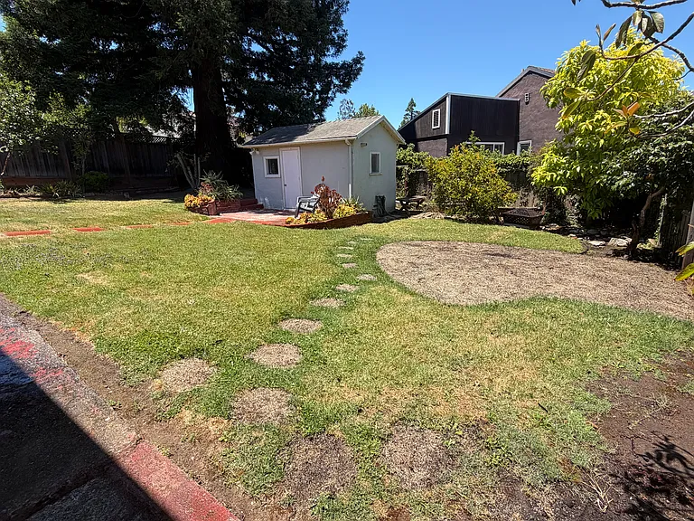154 W 40th Ave — Photo 23