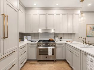 686 Carroll St FLOOR 2, Brooklyn, NY 11215