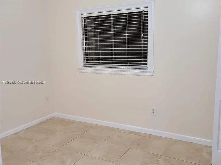 1907 SW 107th Ave #801 — Photo 15